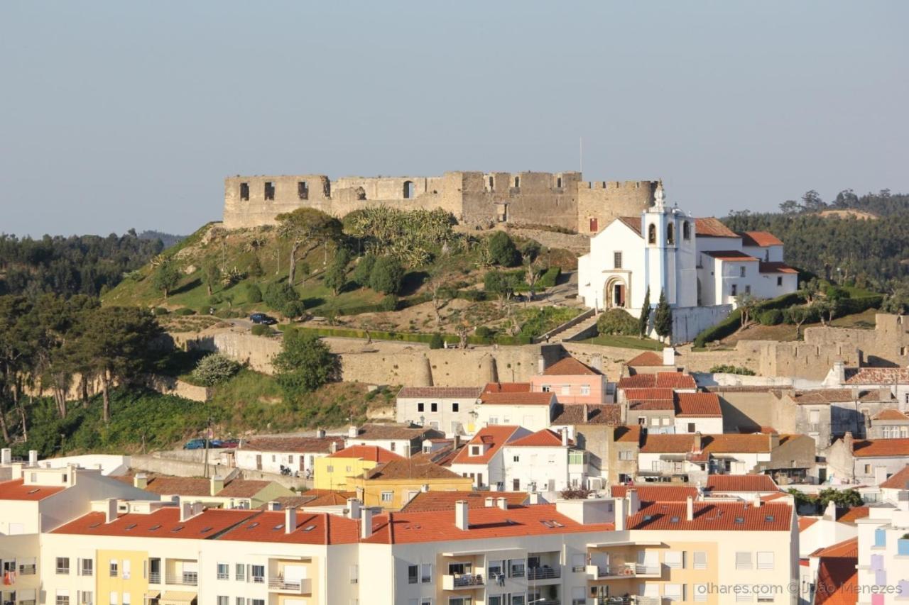 Apartamento Torres Vedras Centro Luaran gambar