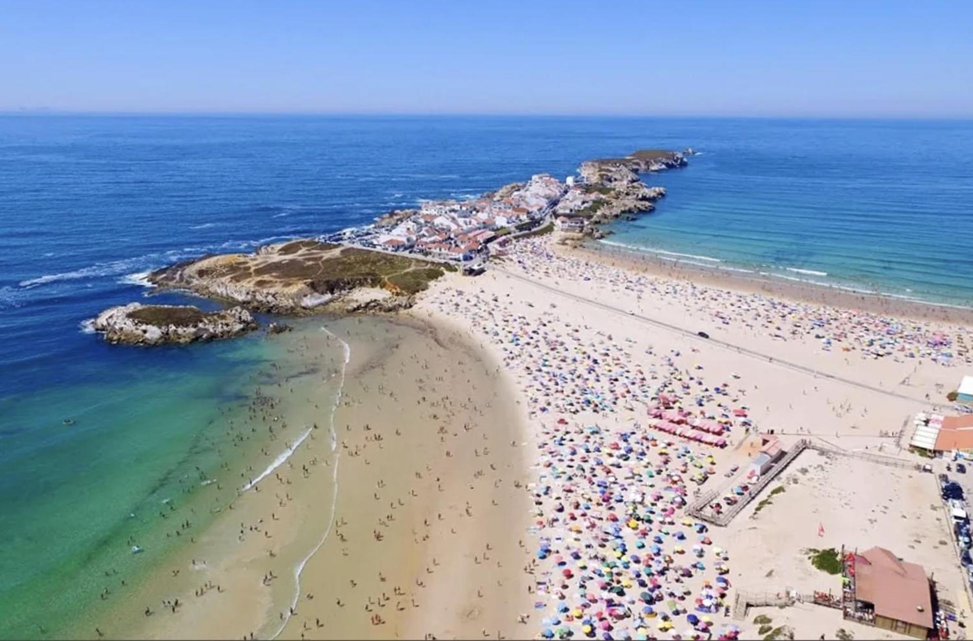 Apartamento Torres Vedras Centro Luaran gambar
